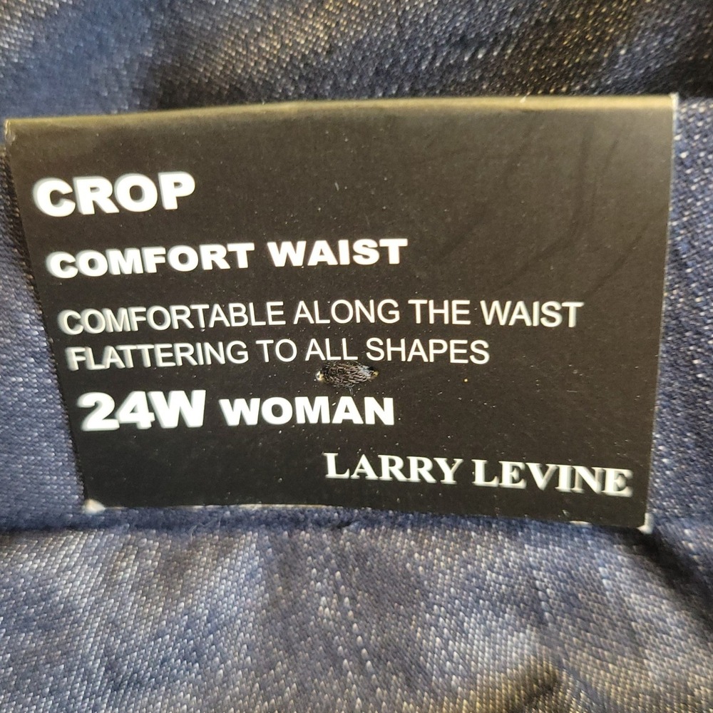 NWT Larry Levine Woman Comfort Waist Crop Blue Lightweight Denim Pants 24W $44 - Picture 8 of 10